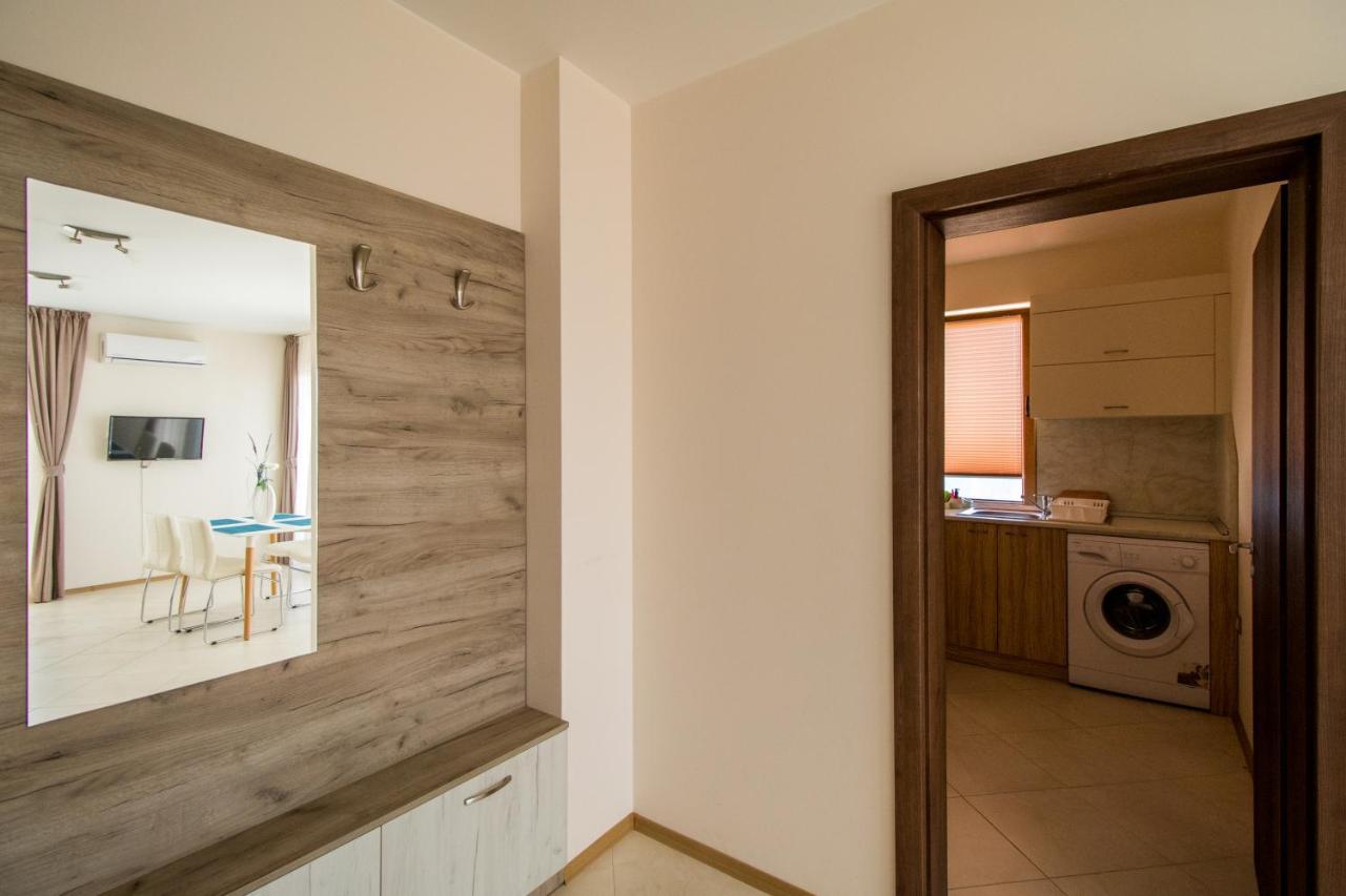 Penthouse At White Cliffs Apartment Byala  Bagian luar foto