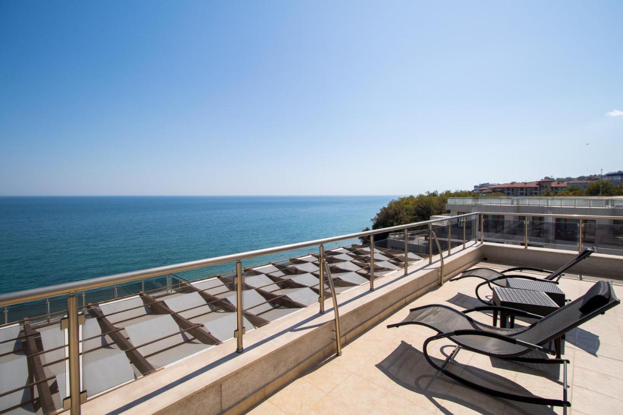 Penthouse At White Cliffs Apartment Byala  Bagian luar foto