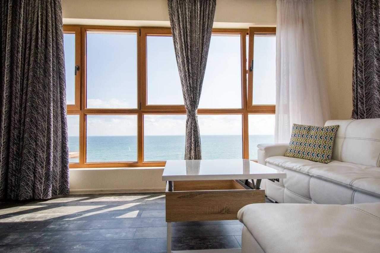 Penthouse At White Cliffs Apartment Byala  Bagian luar foto